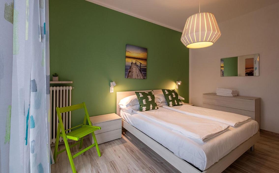 Lake View With Aircon - 5 Minutes From The Beach! Brenzone sul Garda Exterior foto